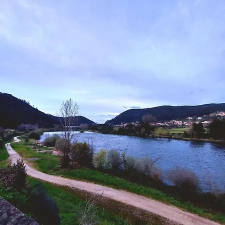 Casa Vale Do Rio Tatil Evi Penacova